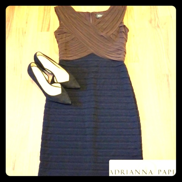Adrianna Papell Dresses & Skirts - Adrianna Papell Dress